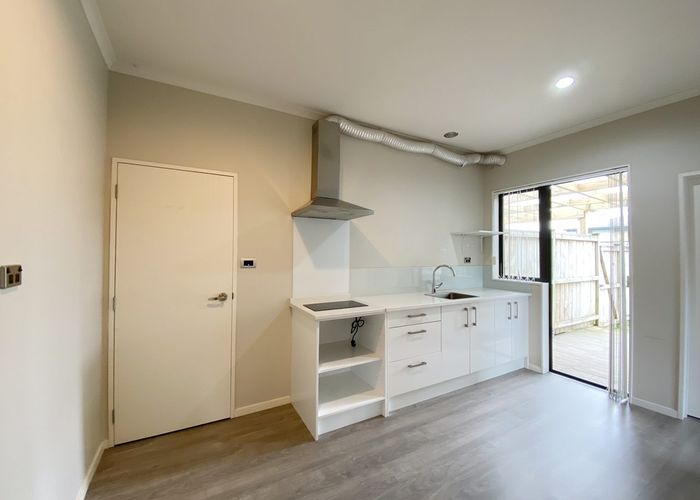  at 24 Carrickdawson Drive, Flat Bush, Auckland