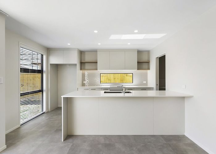  at 10 Arahi Road, Clevedon, Manukau City, Auckland