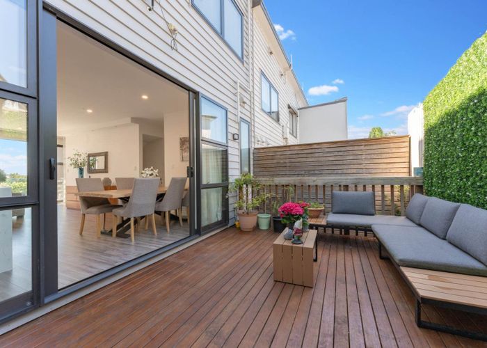  at 74D Langana Avenue, Browns Bay, North Shore City, Auckland