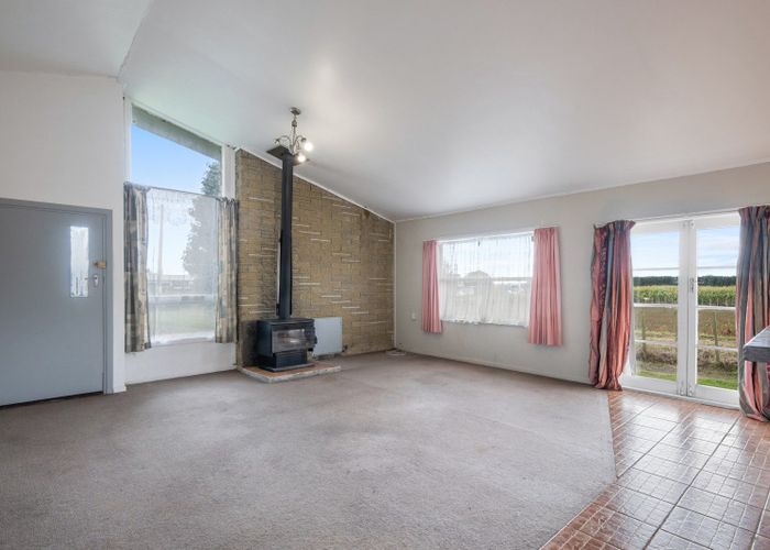  at 695 State Highway 1, Ohau, Horowhenua, Manawatu / Whanganui