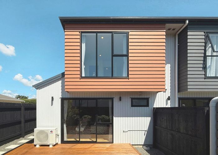  at 7/17 Rewarewa Road, Te Atatu Peninsula, Waitakere City, Auckland