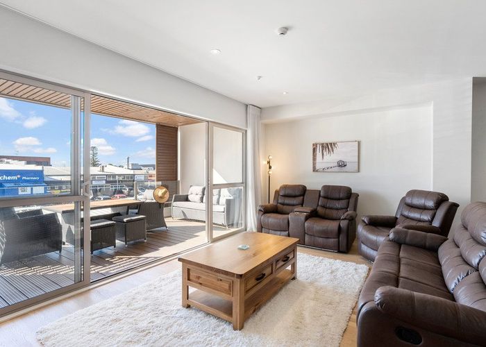  at 213/24 Wellington Street, Howick, Auckland