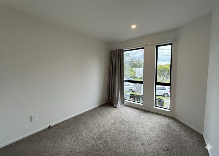 at 1/102 Rosier Road, Glen Eden, Waitakere City, Auckland