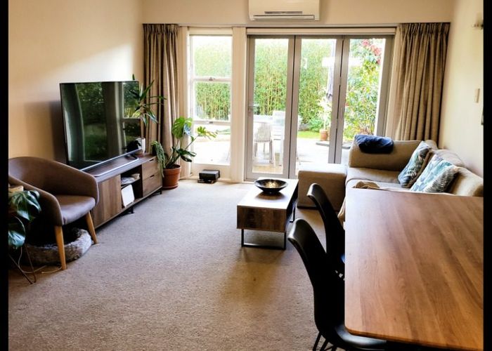  at 2/76A Ranfurly Rd, Epsom, Auckland City, Auckland