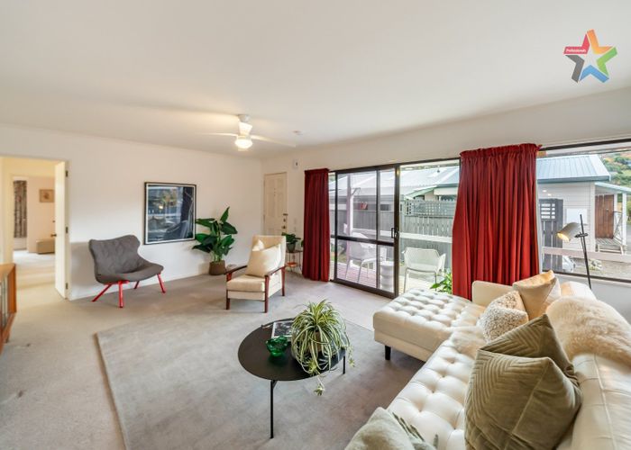  at 36B Beauchamp Street, Tawa, Wellington