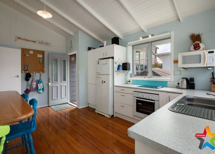  at 16 Tatai Road, Bowentown, Waihi Beach
