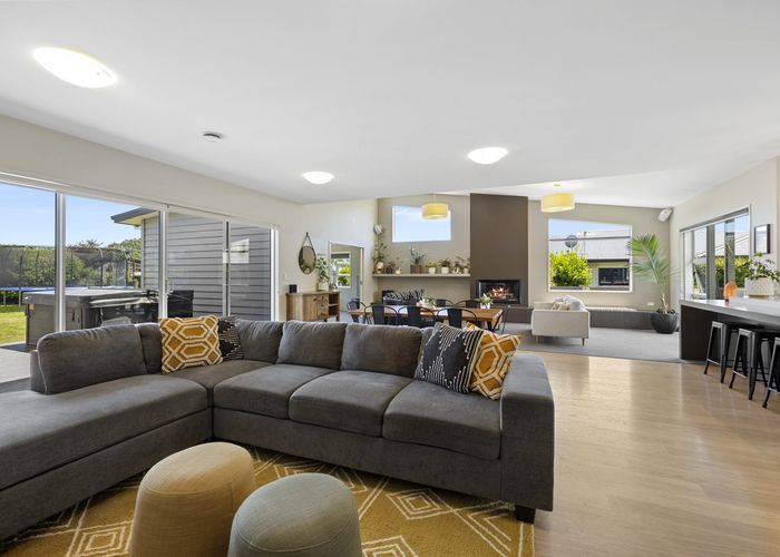  at 32 Redwood Crescent, Hurdon, New Plymouth