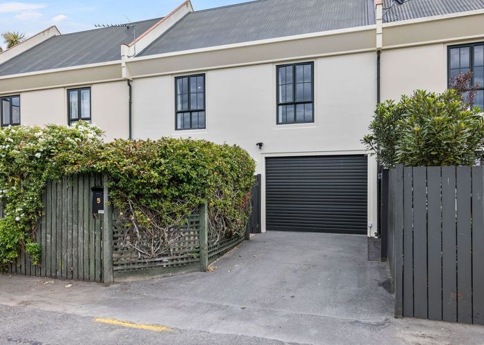  at 5 Gracefield Avenue, Christchurch Central, Christchurch