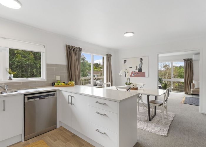  at 70 Stapleford Crescent, Browns Bay, North Shore City, Auckland