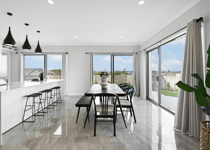  at 31 Sylvester Crescent, Flagstaff, Hamilton