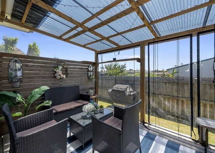  at 8 Cricket Place, Melville, Hamilton, Waikato