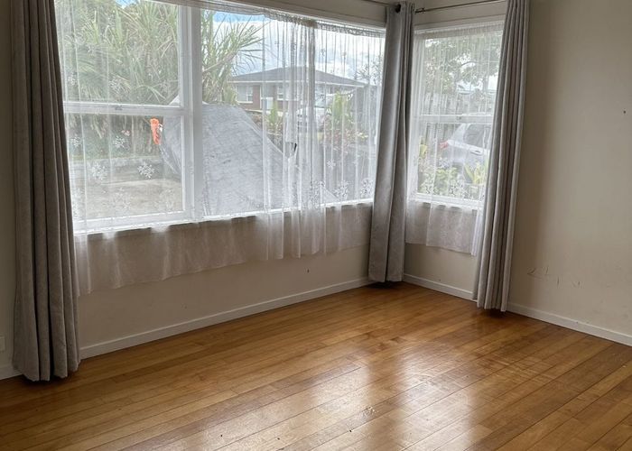  at 54 Target Road, Totara Vale, North Shore City, Auckland