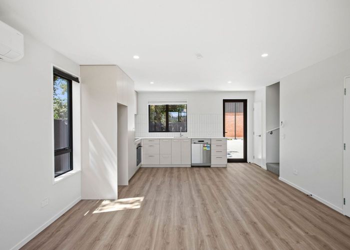  at 2/34 Peer Street, Upper Riccarton, Christchurch