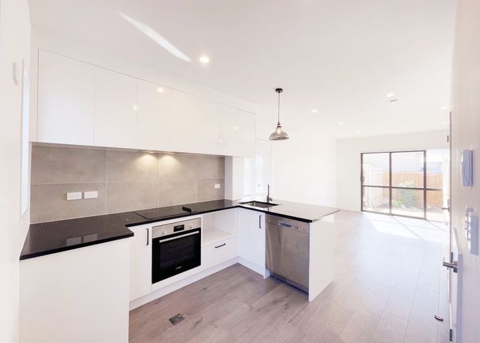  at 8/8 Arney Road, Ranui, Waitakere City, Auckland