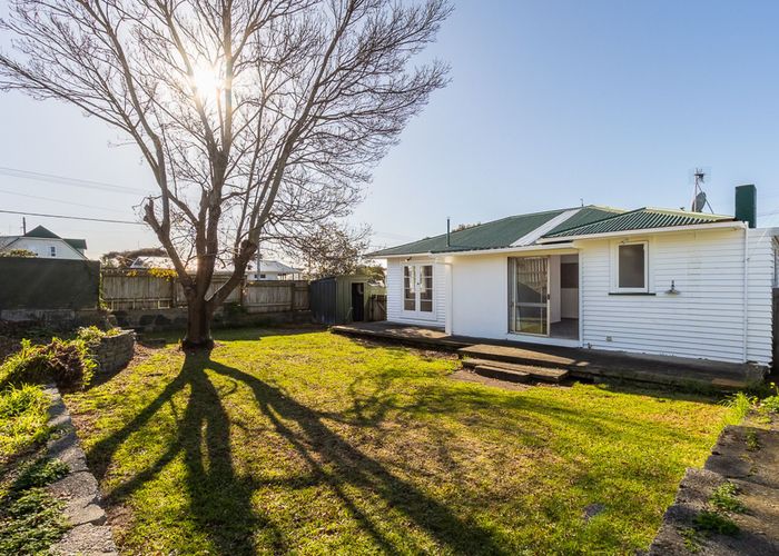  at 42 Donovan Road, Paraparaumu Beach, Kapiti Coast, Wellington