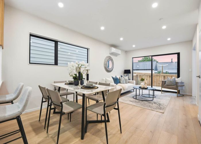  at Lot 2, 8 Bradbury Road, Highland Park, Manukau City, Auckland