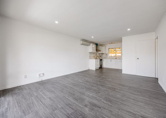  at 2/51 Rimu Street, New Lynn, Waitakere City, Auckland