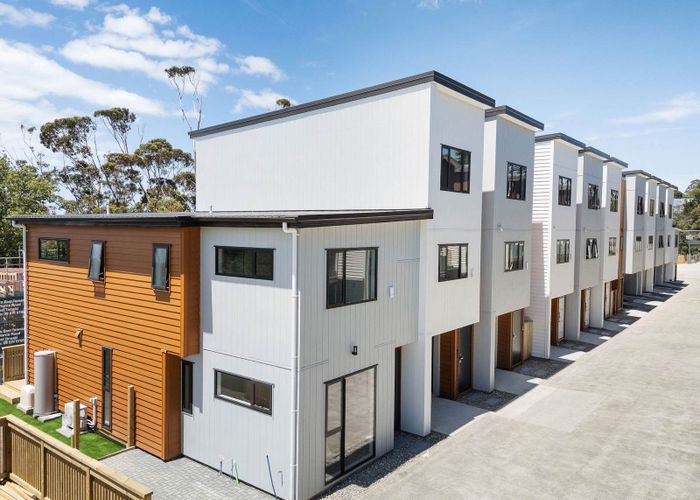  at 145 Albany Highway, Albany, North Shore City, Auckland