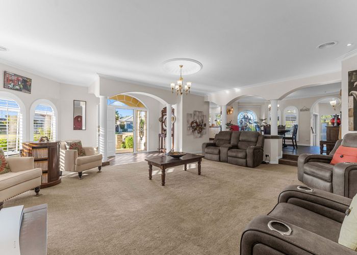  at 2 Florida Key, Papamoa Beach, Papamoa