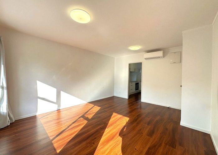  at 2/10 Hampstead Road, Sandringham, Auckland City, Auckland