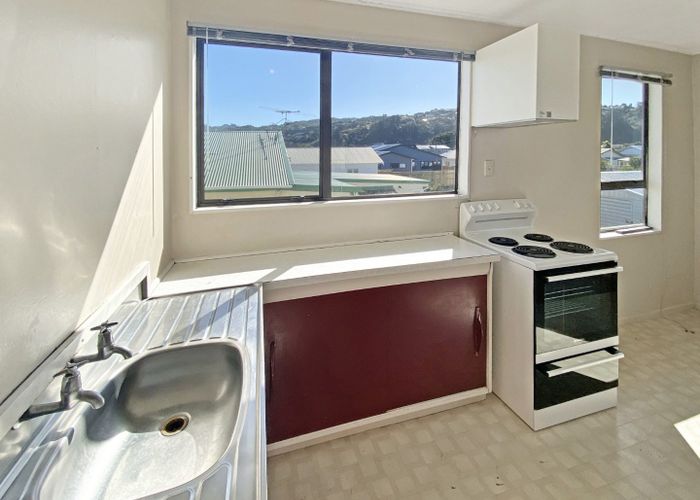  at 1B East Grove, Alicetown, Lower Hutt, Wellington
