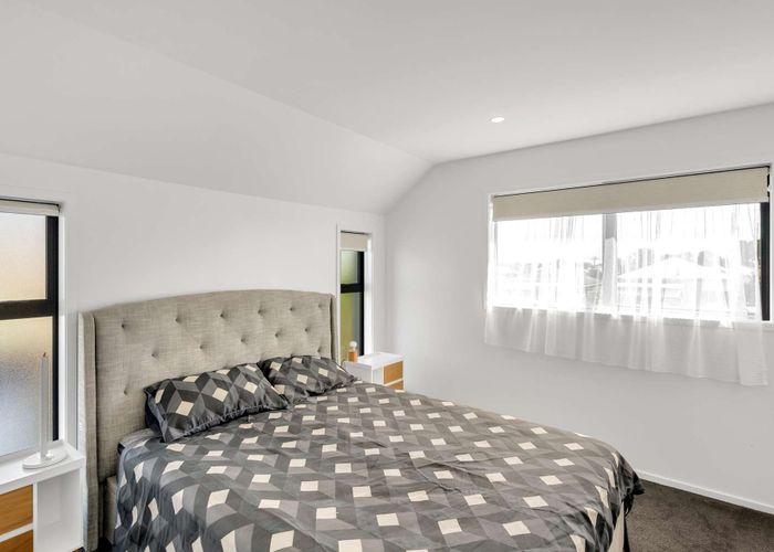  at 32/180 Marine Parade, New Brighton, Christchurch