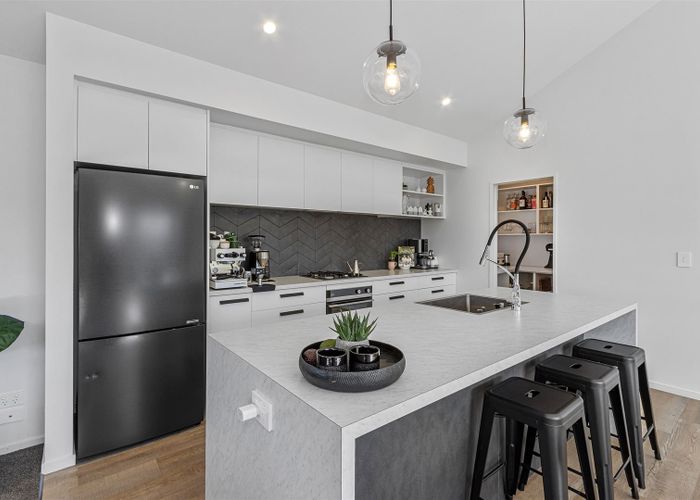  at 6 Kirby Lane, Casebrook, Christchurch