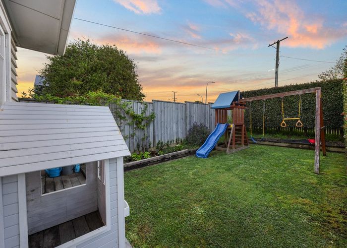  at 50 Barrack Road, Mount Wellington, Auckland City, Auckland