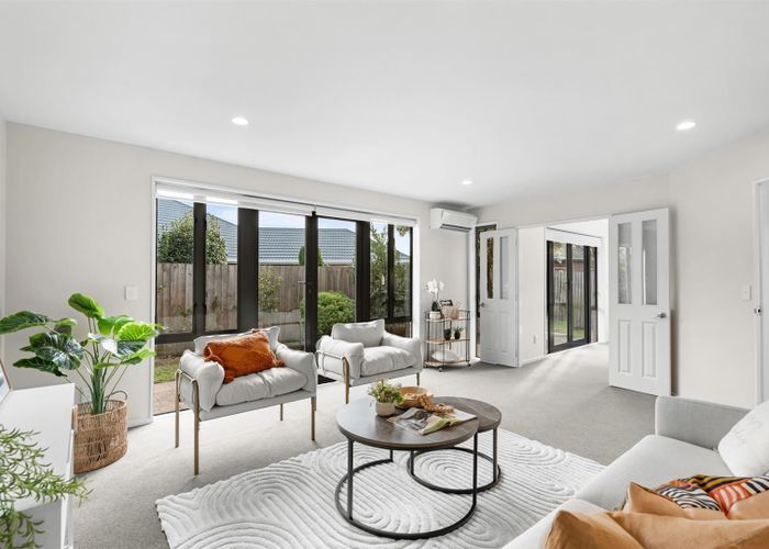  at 32 Berkshire Drive, Avonhead, Christchurch