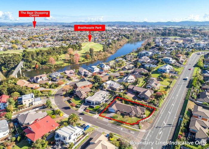  at 2 Munro Place, Flagstaff, Hamilton