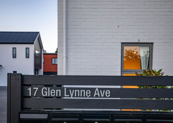  at 6/17 Glen Lynne Avenue, Queenwood, Hamilton, Waikato