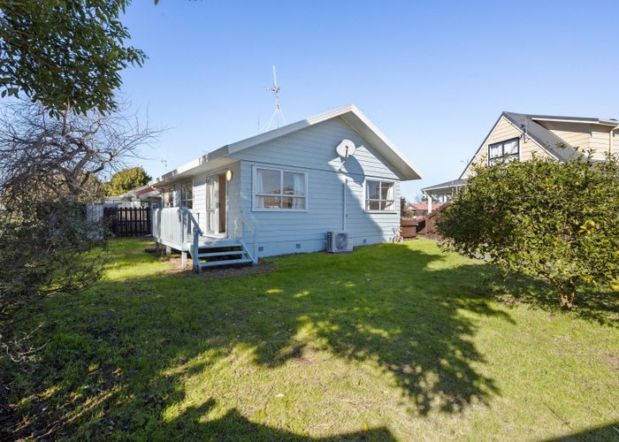  at 32B Garland Drive, Saint Andrews, Hamilton, Waikato