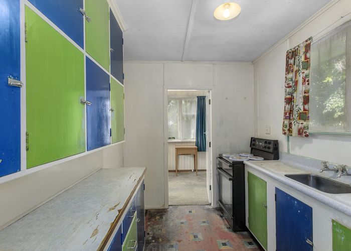  at 7 Thomson Grove, Stokes Valley, Lower Hutt