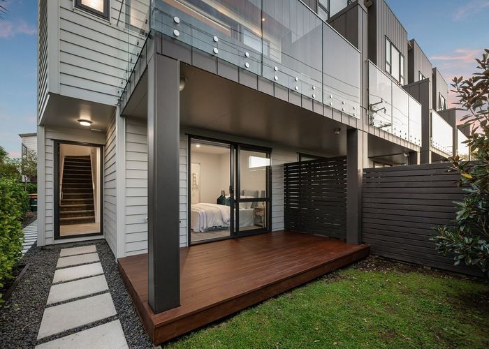  at 2E Fowler Street, Northcote, North Shore City, Auckland