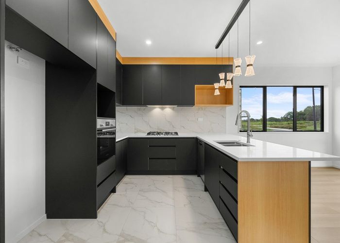  at 115 Otuwairoa Esplanade, Papakura, Papakura, Auckland