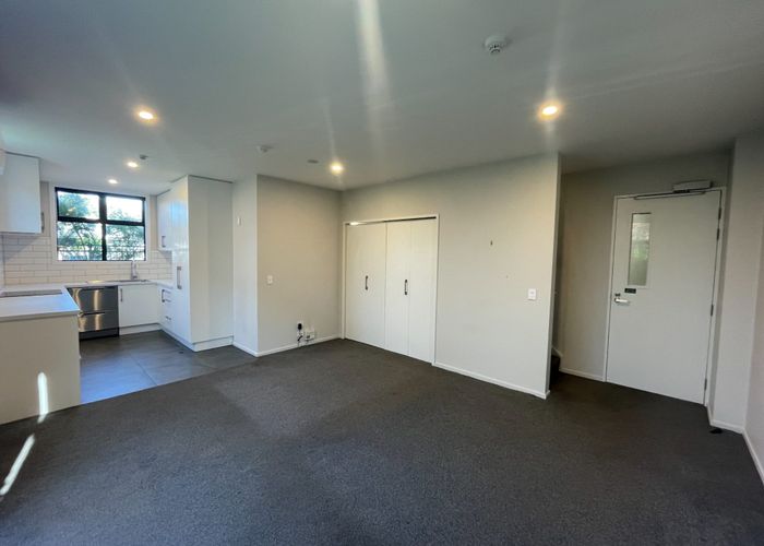  at 2/269 Kilmore Street, City Centre, Christchurch City, Canterbury