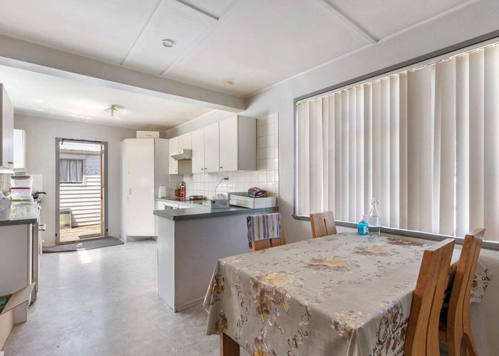  at 1/72 Great South Road, Manurewa, Manukau City, Auckland