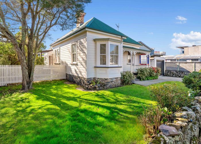 at 11 George Street, Mount Eden, Auckland City, Auckland