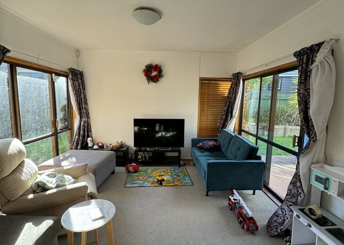  at 21 Voltaire Court, Botany Downs, Auckland