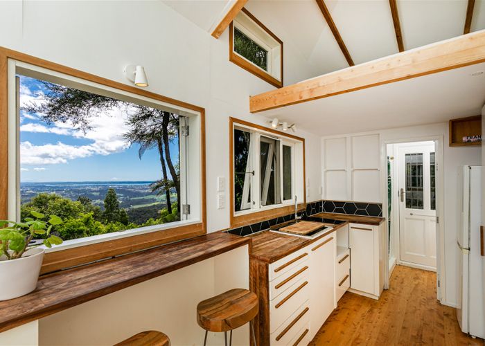  at 160 Opanuku Road, Henderson Valley, Auckland