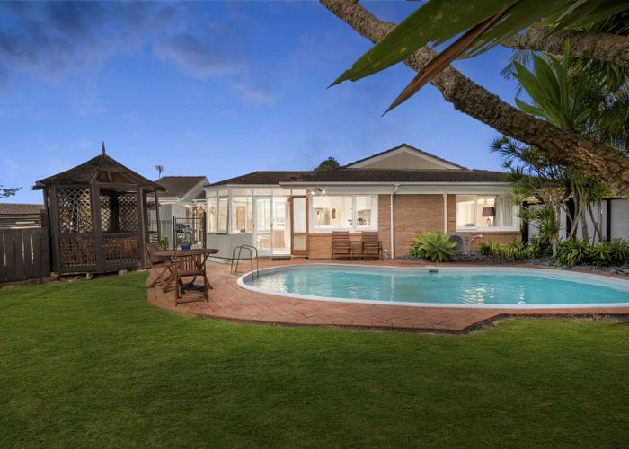  at 11 Wilbur Place, Sunnyhills, Manukau City, Auckland