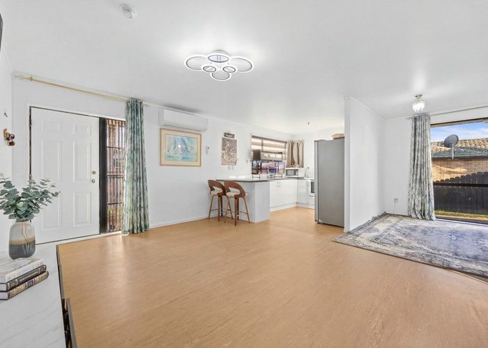  at 29 Woodbank Drive, Glen Eden, Waitakere City, Auckland