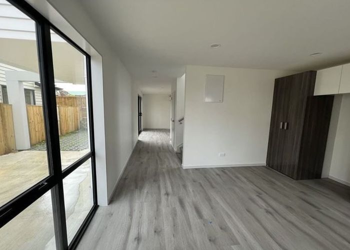  at 10 Matukutueia Lane, Manurewa, Manukau City, Auckland
