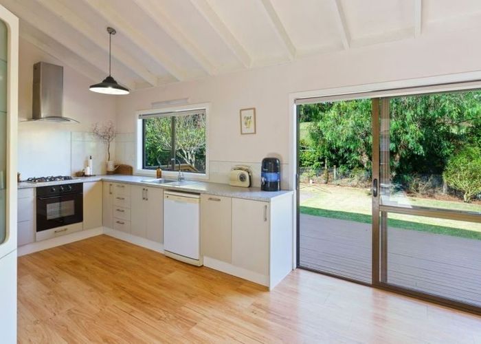  at 27 Fincham Rd, Raumati Beach, Kapiti Coast, Wellington