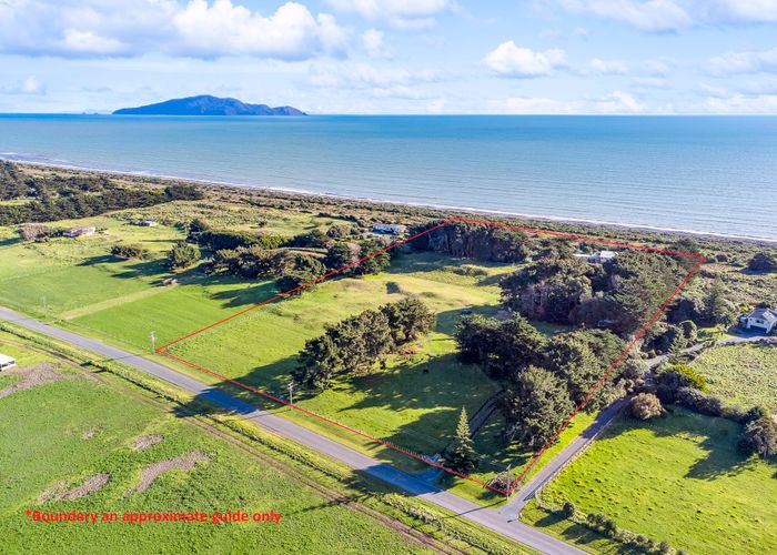  at 133 Sims Road, Te Horo Beach