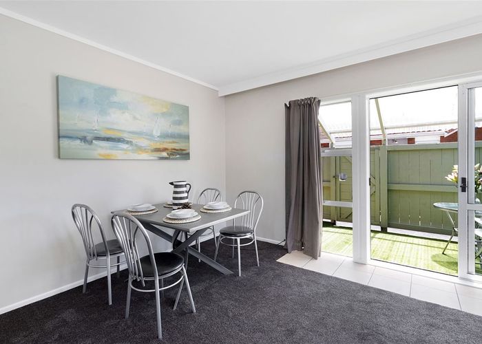  at 5/94 Portage Road, New Lynn, Waitakere City, Auckland
