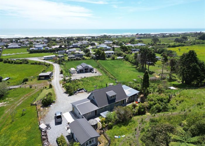  at 133 Coulson Road, Paroa, Grey, West Coast