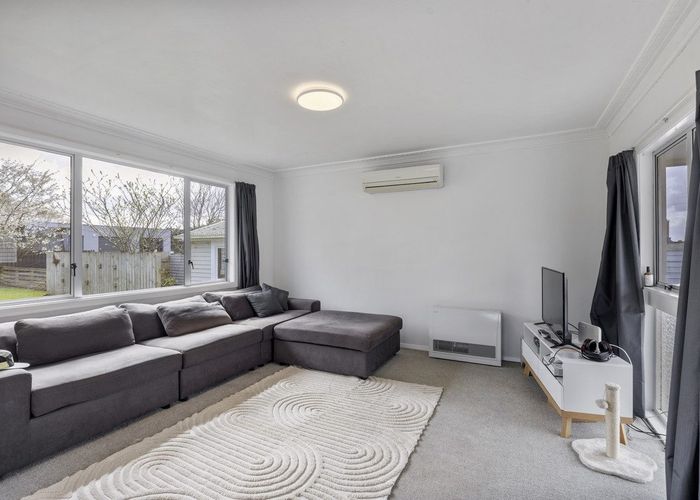  at 13 Albert Street, Hawera