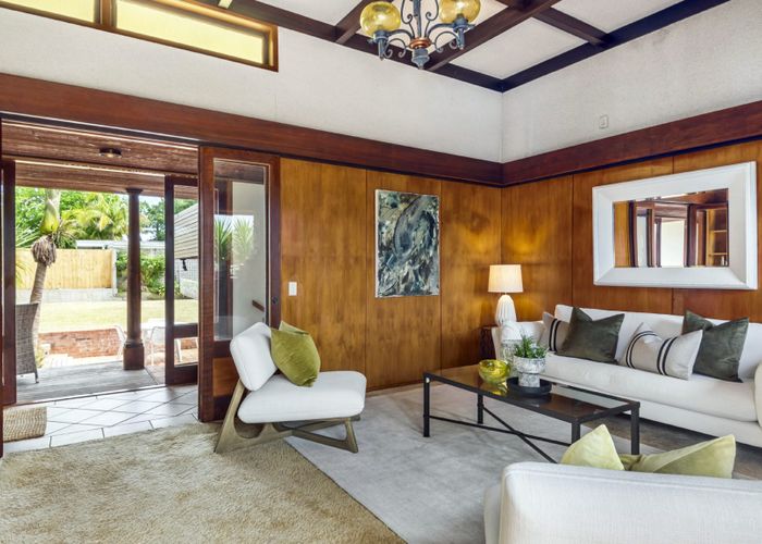  at 4 Terrylyn Drive, Hillcrest, Auckland