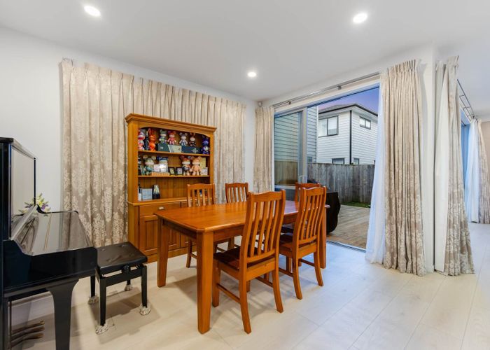  at 1  Silvereye Road, Hobsonville, Waitakere City, Auckland